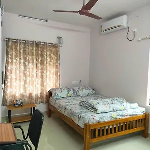  Homestay Adhvaya Homes